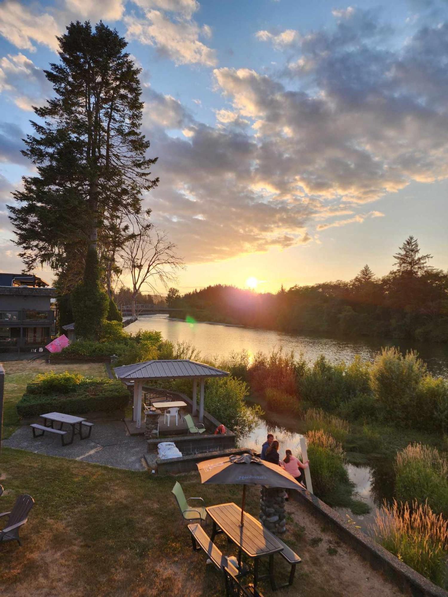 Campbell River Lodge Ngoại thất bức ảnh