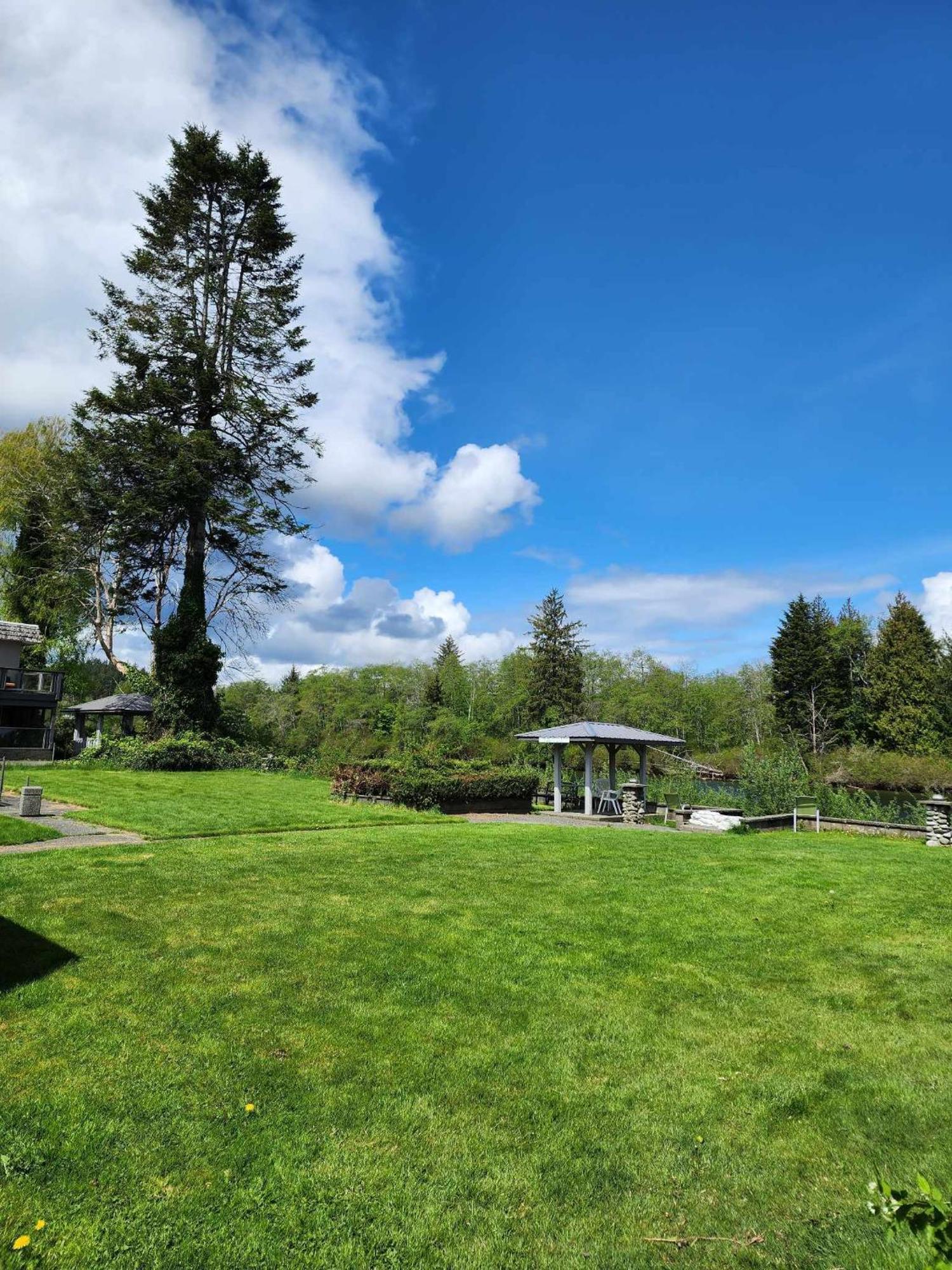 Campbell River Lodge Ngoại thất bức ảnh