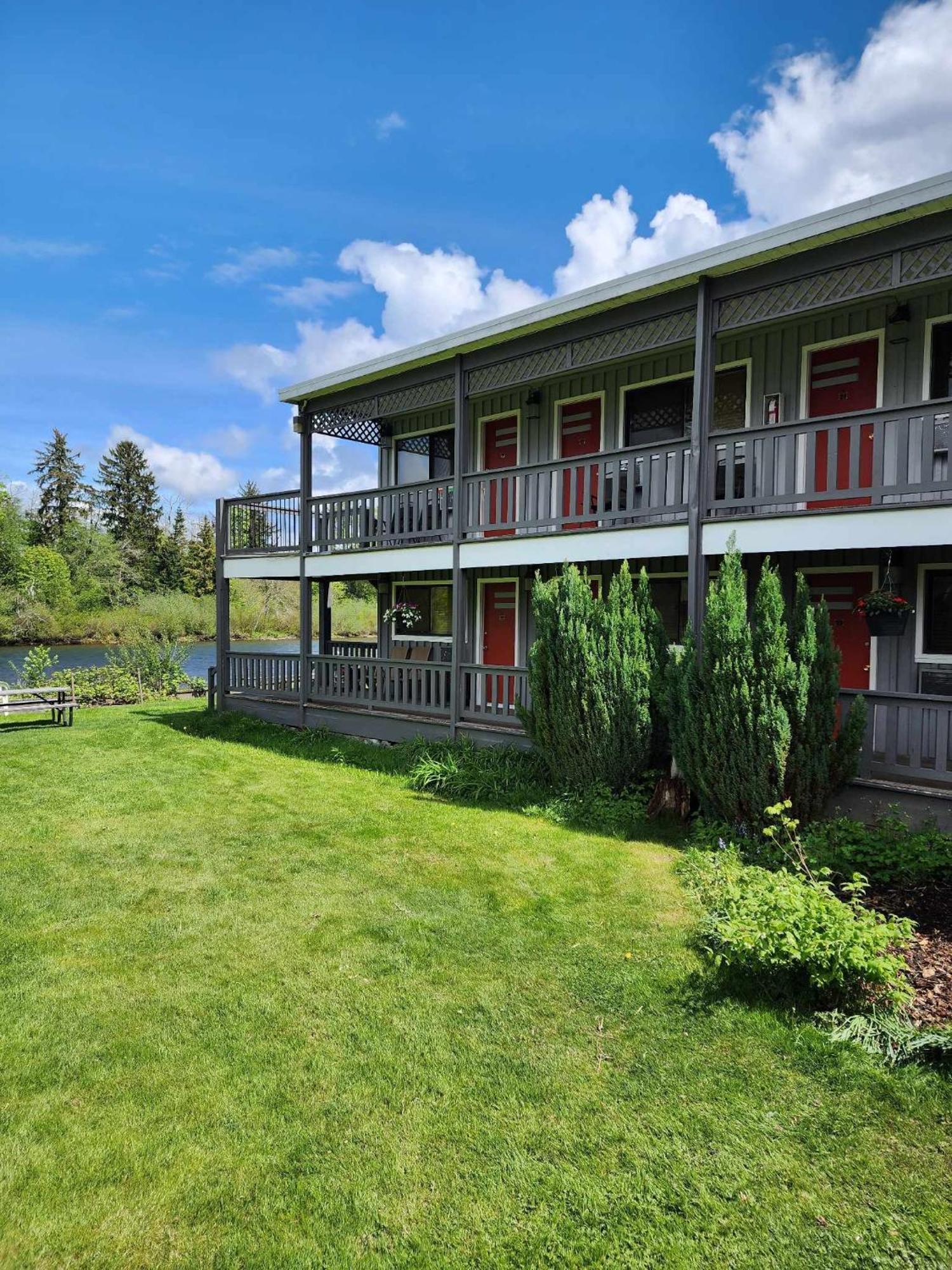 Campbell River Lodge Ngoại thất bức ảnh