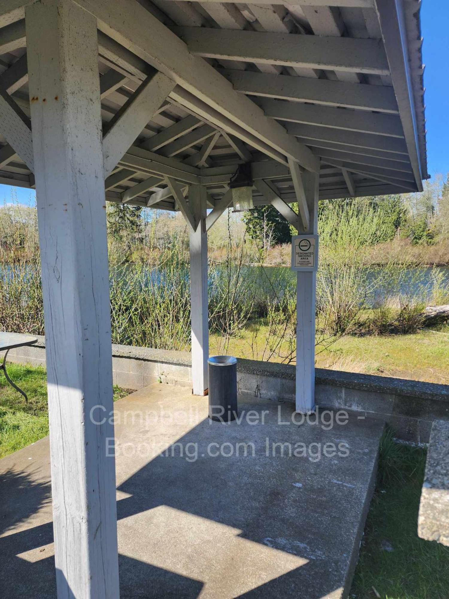 Campbell River Lodge Ngoại thất bức ảnh