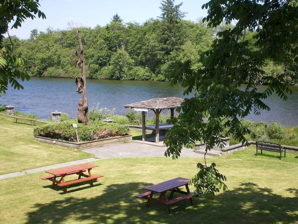 Campbell River Lodge Ngoại thất bức ảnh