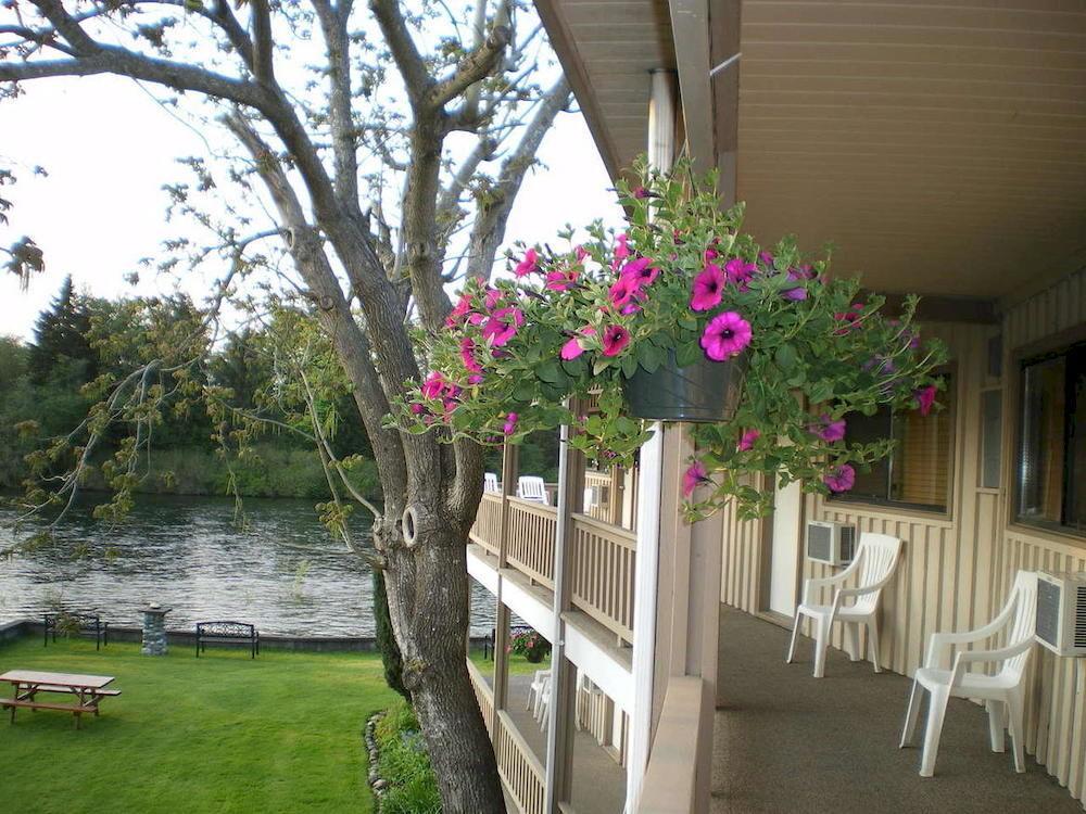 Campbell River Lodge Ngoại thất bức ảnh