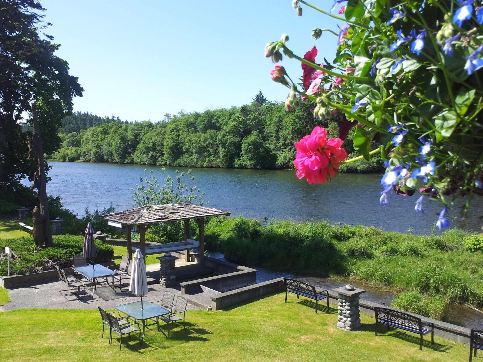 Campbell River Lodge Ngoại thất bức ảnh
