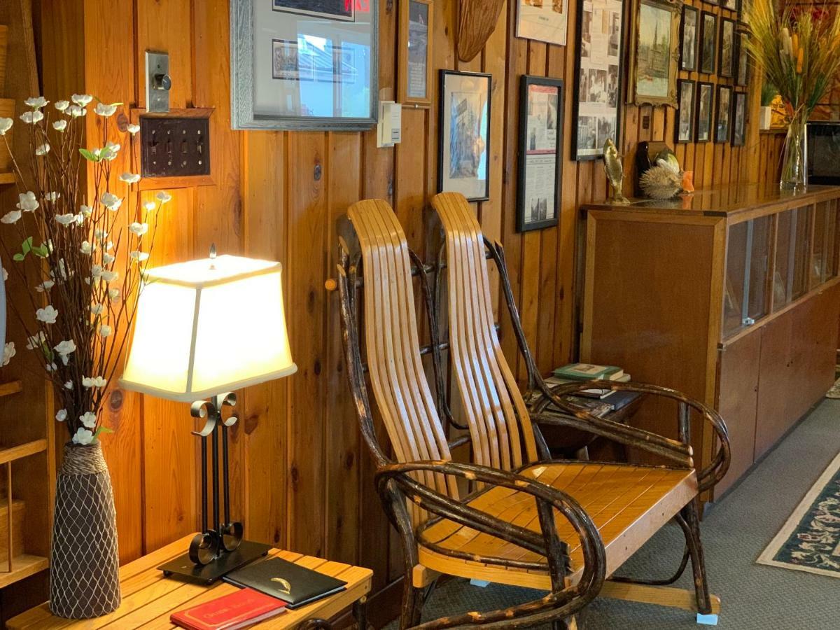 Campbell River Lodge Ngoại thất bức ảnh